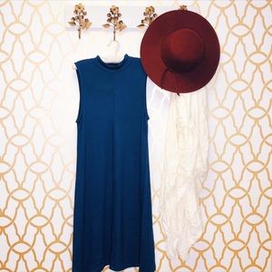 NWT Joan Vass Sleeveless Dress Navy